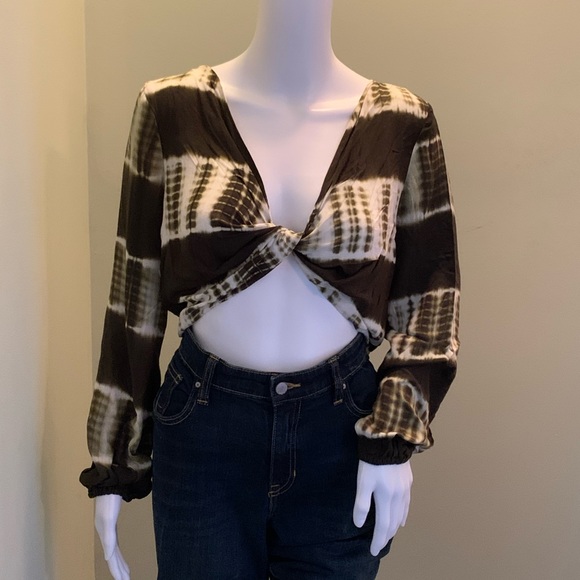 Line & Dot Tops - Line & Dot  ANTHRO Shibiri Twist Tie Dye Crop Sm